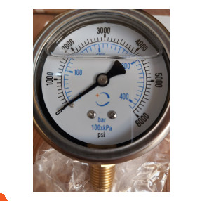 عداد ضغط جلسرين 400 بار 2.5 بوصة – القوة والدقة في جهاز واحد